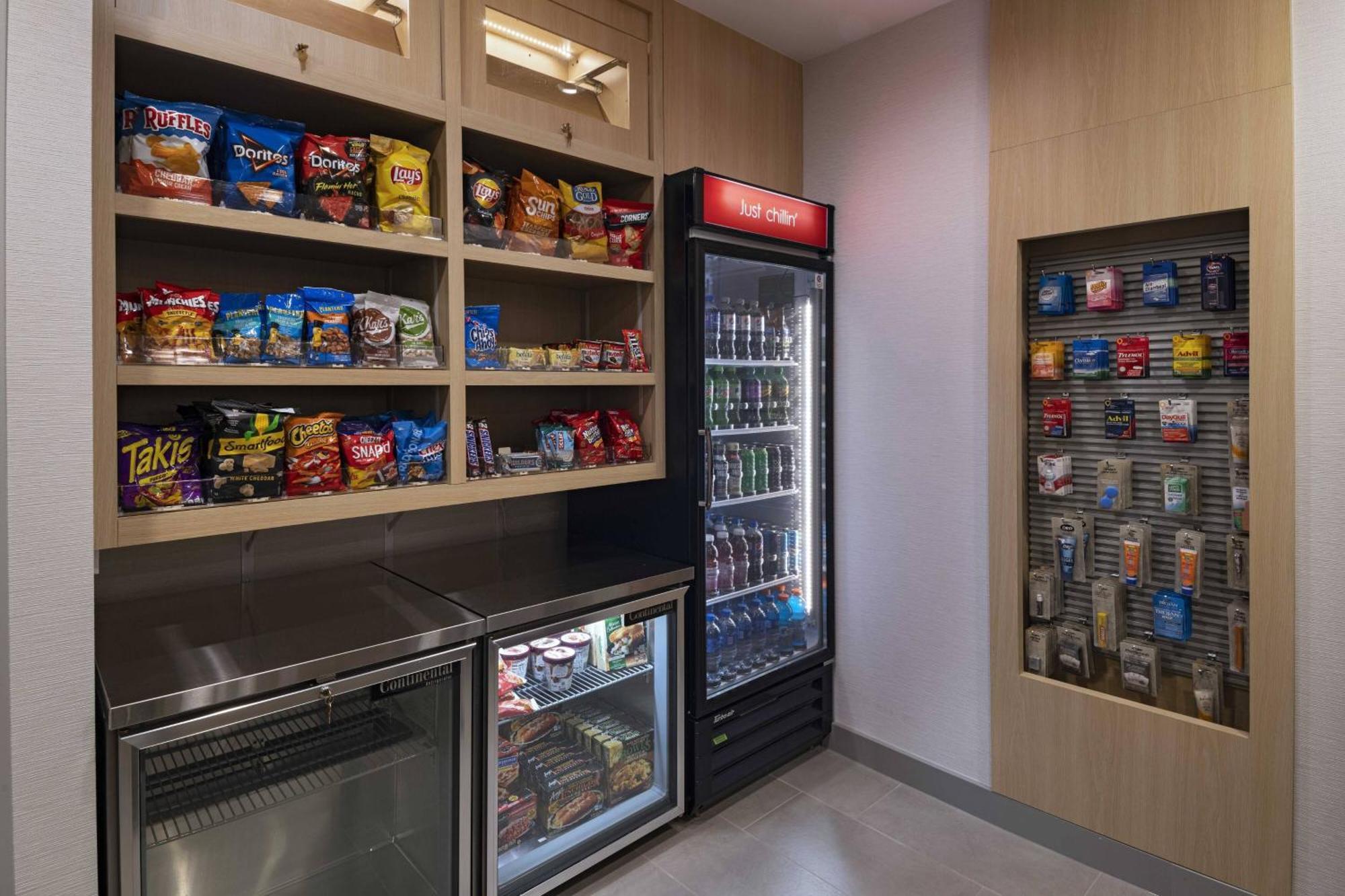 Towneplace Suites By Marriott Brentwood Bagian luar foto